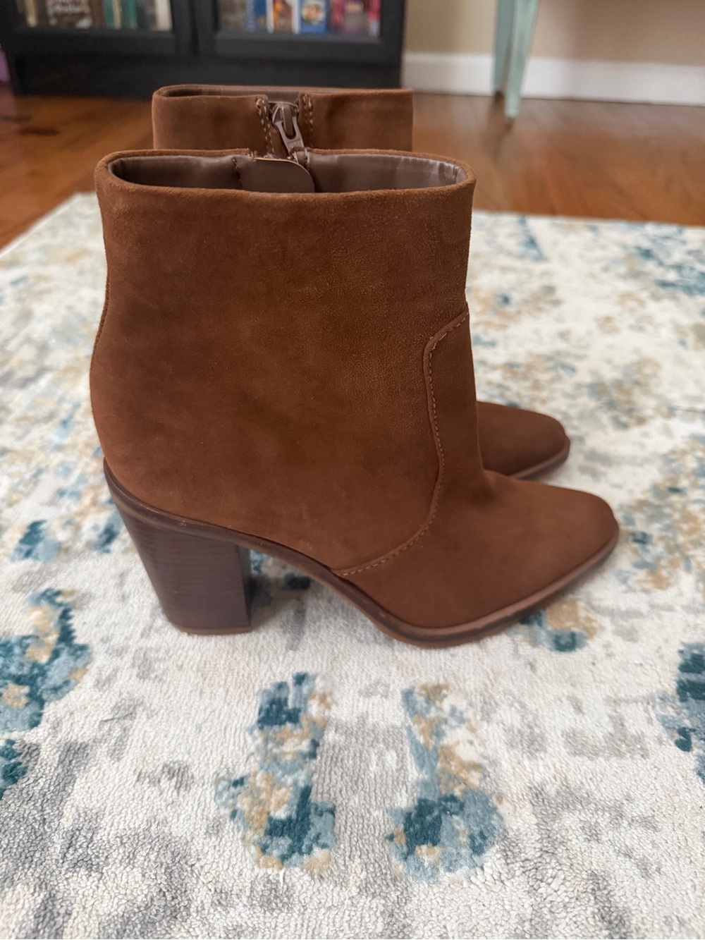 Gianni Bini Tovvy Brown Boots